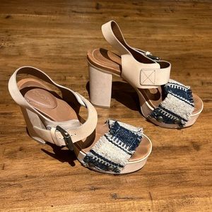 See By Chloe Tan leather W tan and navy canvas high heel platform sandals Sz 40